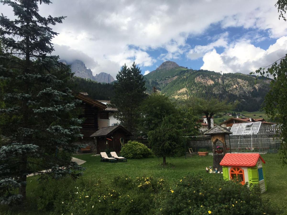 Mes Lastei Apartment Campitello di Fassa Luaran gambar