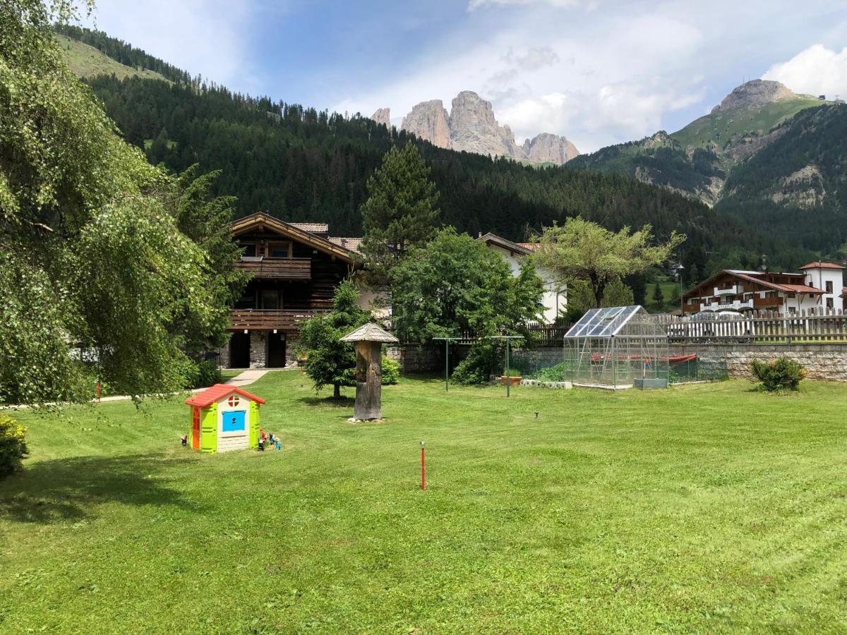 Mes Lastei Apartment Campitello di Fassa Luaran gambar