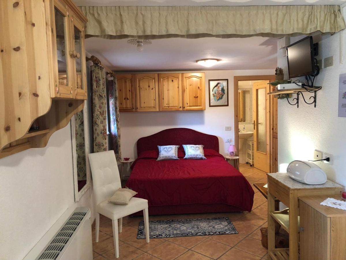 Mes Lastei Apartment Campitello di Fassa Luaran gambar