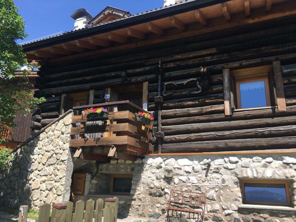 Mes Lastei Apartment Campitello di Fassa Luaran gambar