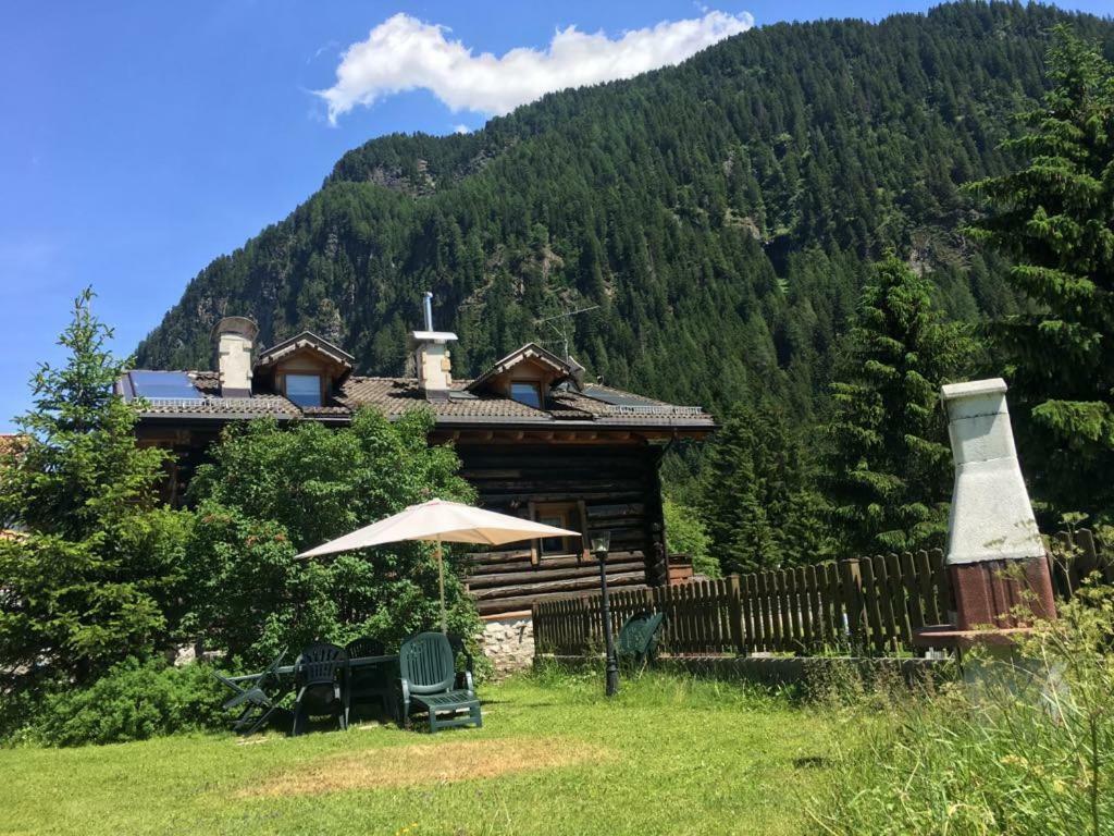 Mes Lastei Apartment Campitello di Fassa Luaran gambar