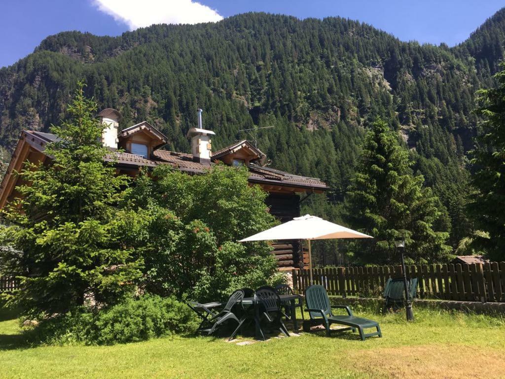 Mes Lastei Apartment Campitello di Fassa Luaran gambar